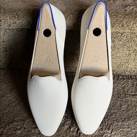 Rothy’s The Almond Loafer in Vanilla Bean New in Box - Picture 3 of 10